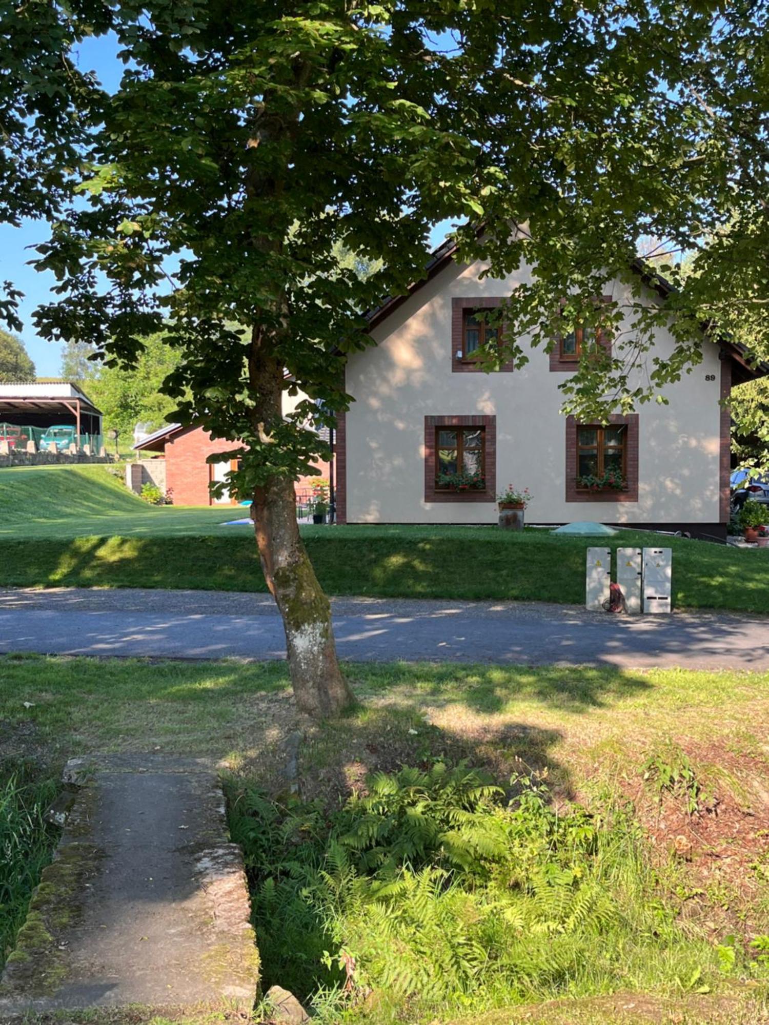 Apartman Pisarovka Lesna  外观 照片